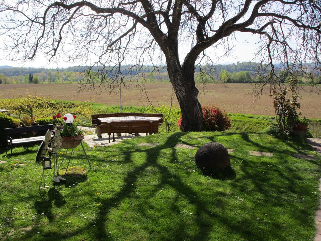 Haus Sundl - Privatzimmer Emmersdorf an der Donau Dış mekan fotoğraf