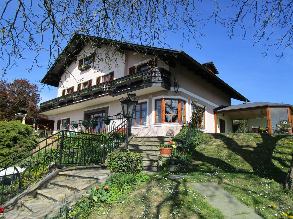 Haus Sundl - Privatzimmer Emmersdorf an der Donau Dış mekan fotoğraf